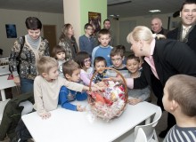 Predstavnici Grada posjetili djecu Udruge